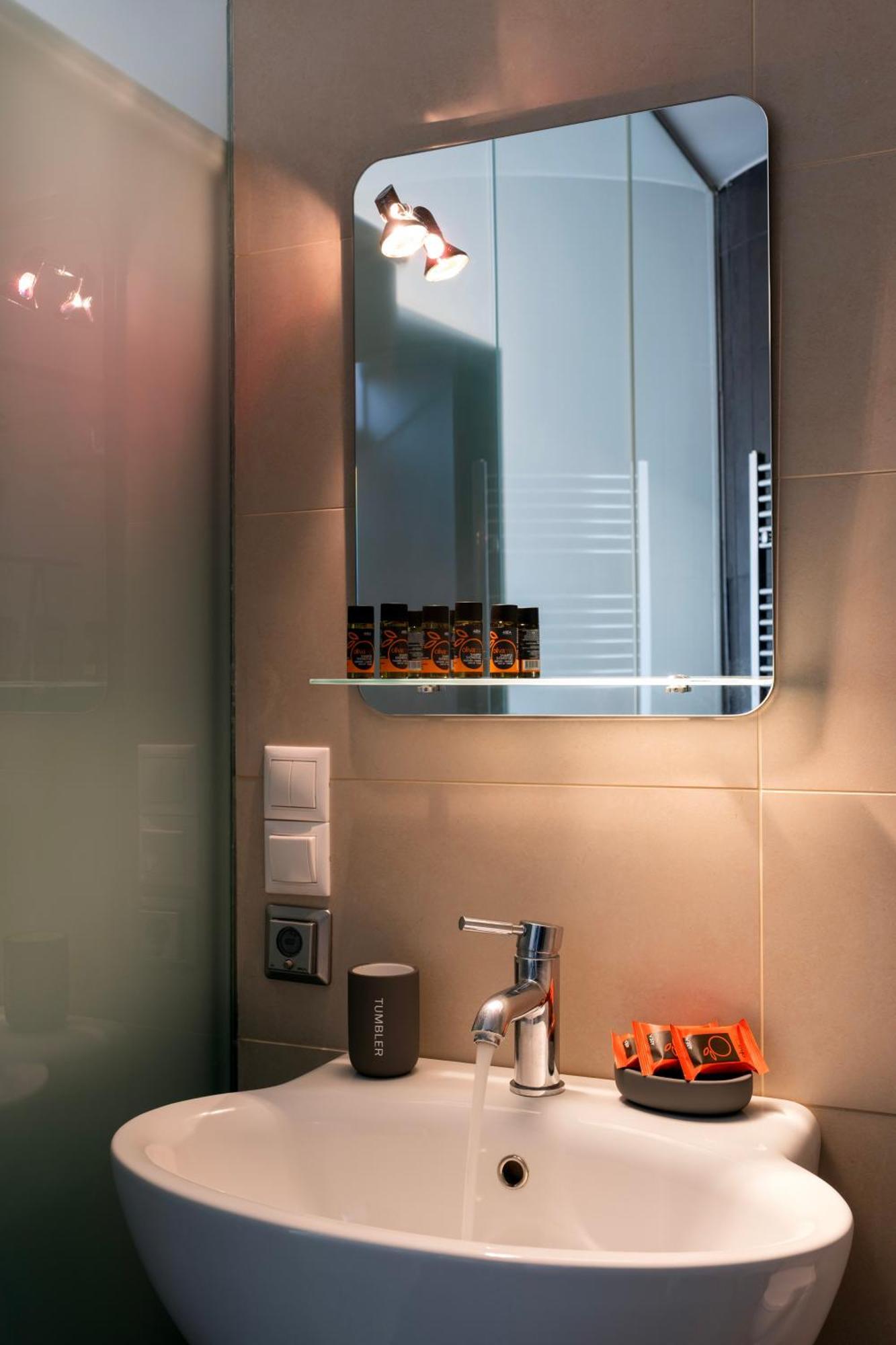 S - Plazza Residence Ханя Екстериор снимка